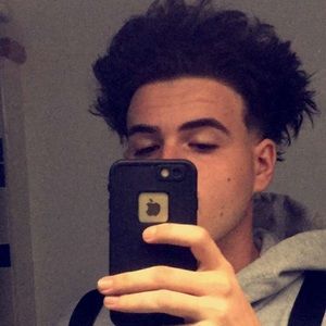 Meet your Posher, Justin